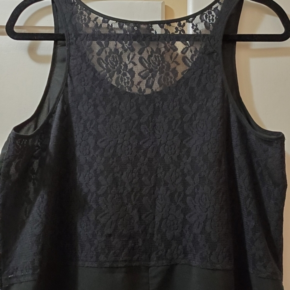 Free Press Women's Sleeveless Lace Accented Top - Picture 6 of 9